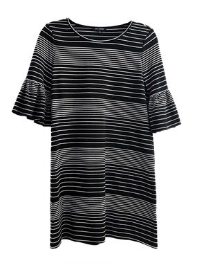 🖤 Max Studio Striped Peplum Sleeve Dress 🖤